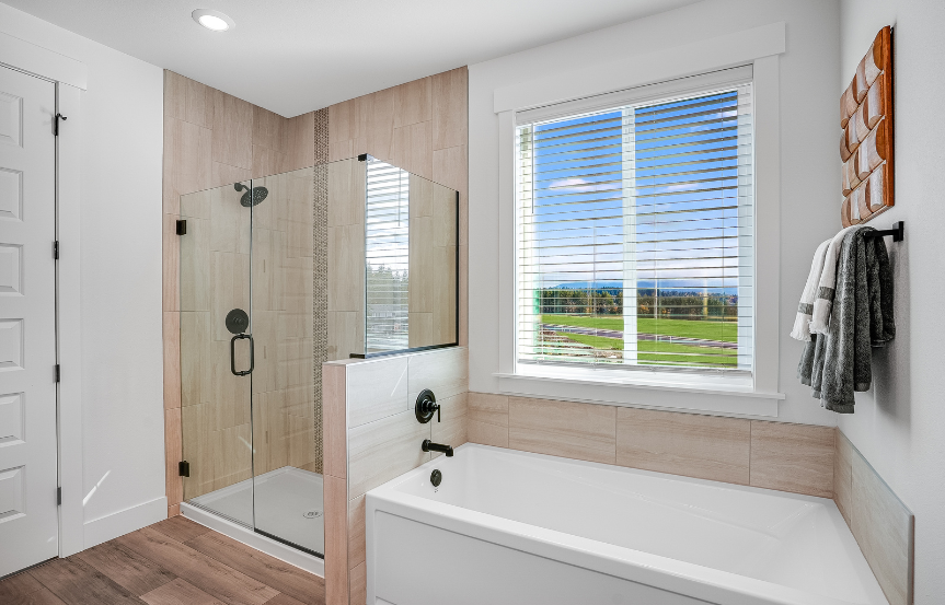 Meridian II Primary Bath