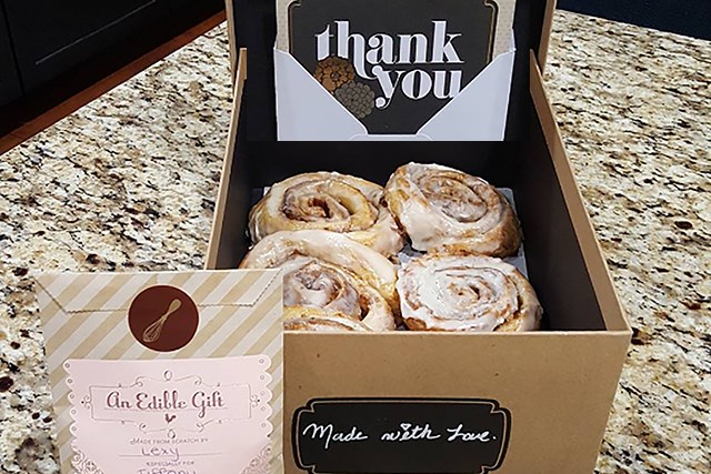 Cinnamon Rolls - 640X427.jpg