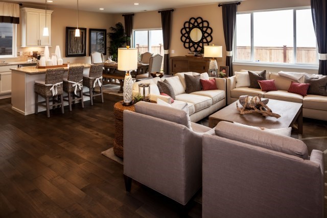Pulte Main Floor interior 640x427.jpg