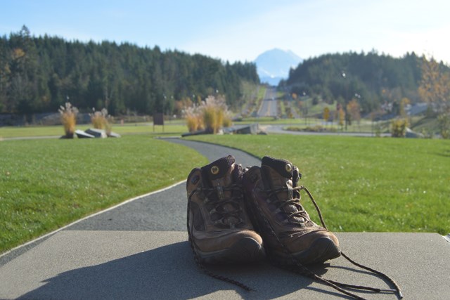 boots and mt 0332.jpg