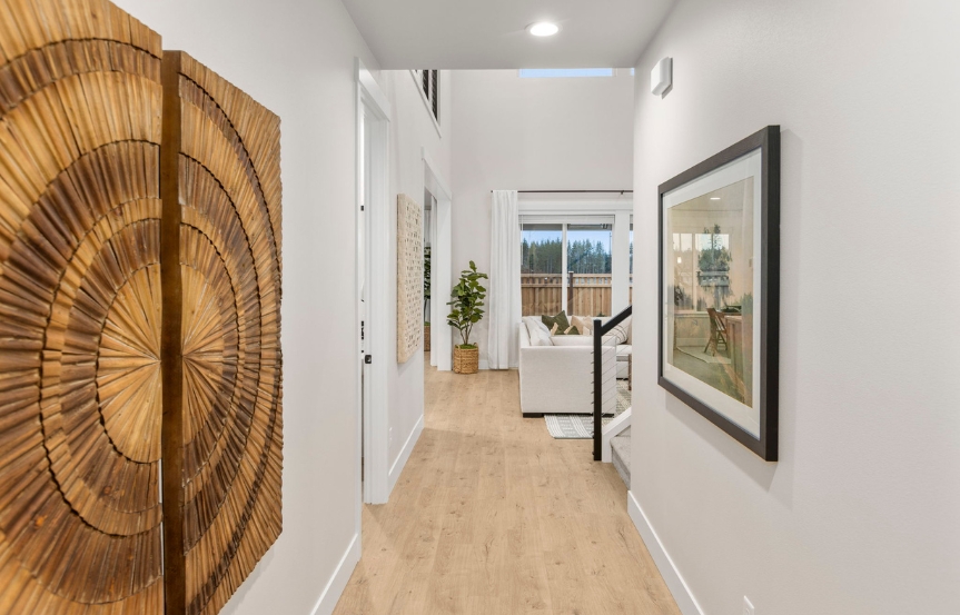 Holt-2618-greatroom-entry