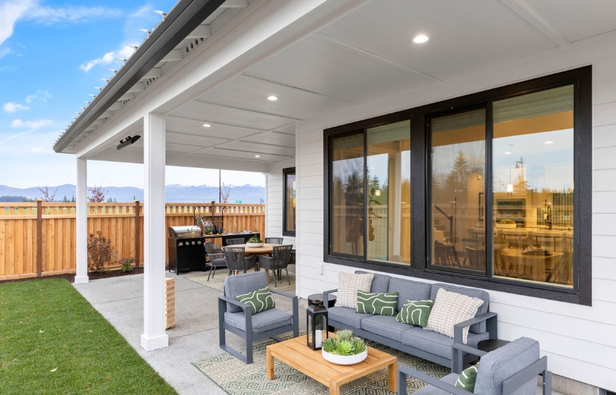 Holt-2618-back-patio